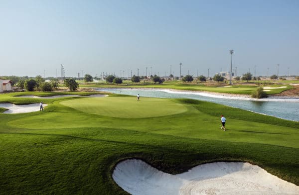 Golfresor med Lars till solsäkra Förenade Arabemiraten